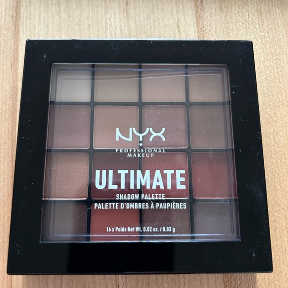 NYX Ultimate Shadow Palette - Picture 8 of 8